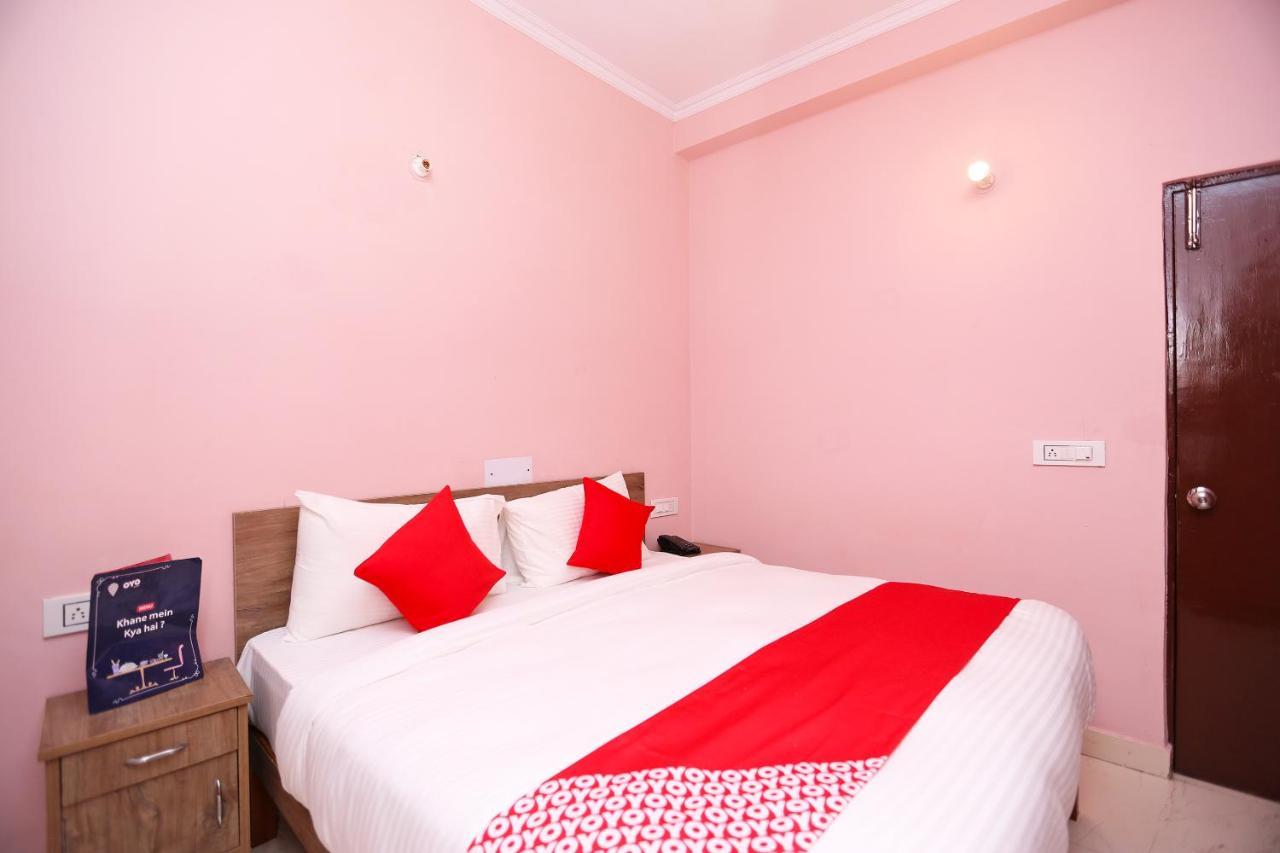 Hotel Oyo Flagship 14774 Sector 14 Gurgaon Exterior foto